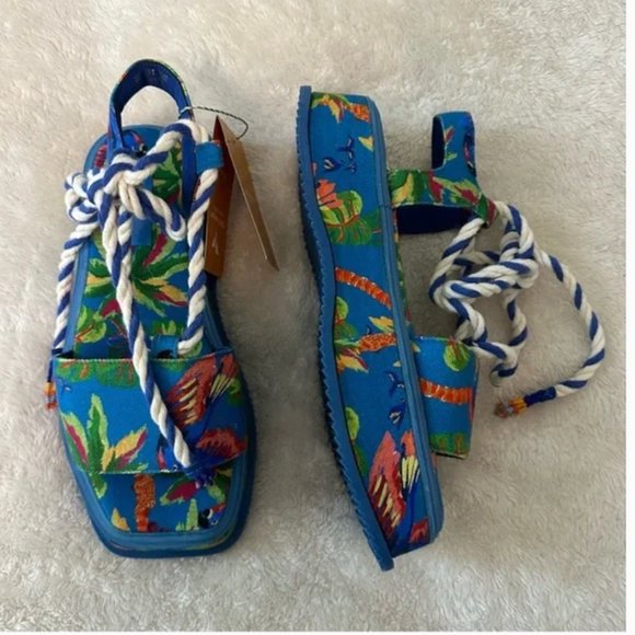 FARM Rio Blue Macaw Platform Sandal - Picture 2 of 9
